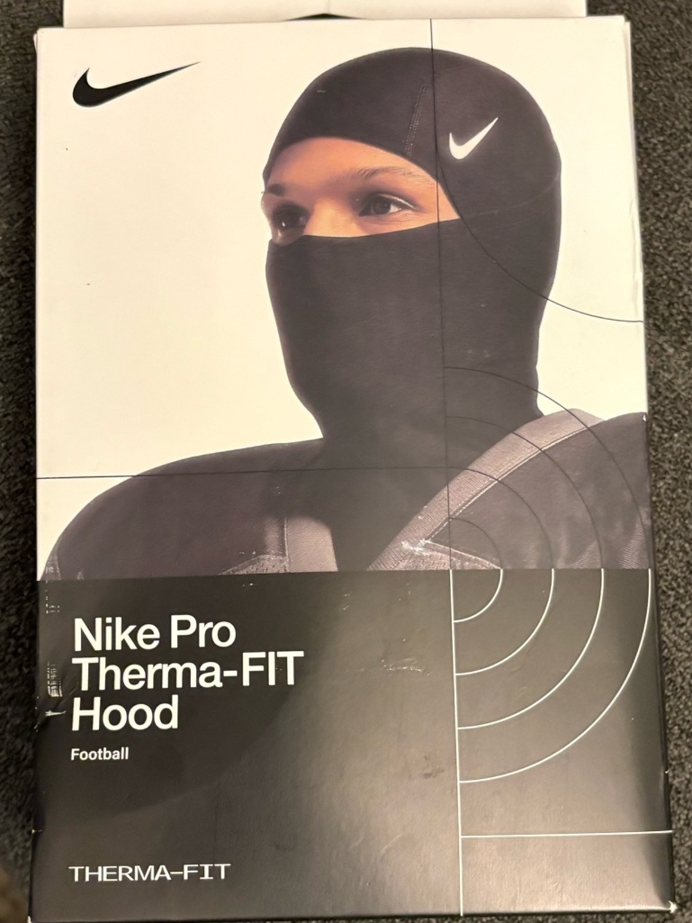 Nike Pro Therma-FIT Hood
